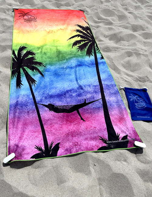 Secure Towel in Sand - Clear White Anchors